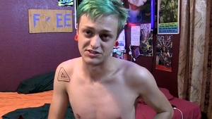 HomeMadeTwinks.com: Jason Valencia nailed hard in the bed