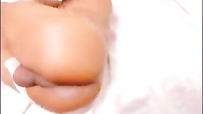 Bubble butt guy gives some ass and gets fucked balls deep