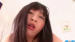 Seductive Cutie Sincere Reveals Her Perfect Pussy