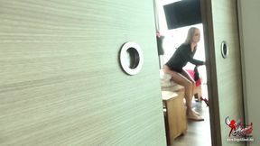 690 I've Got You Under My Nylons