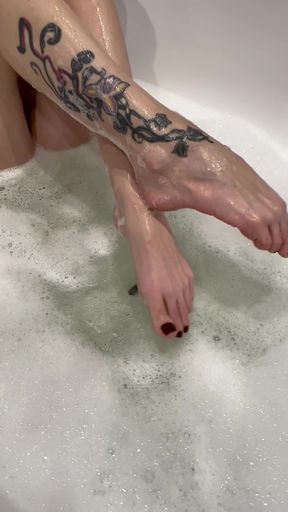 Feet in Bathtub and Footjob with Dildo