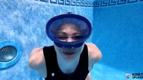 Underwater Wetsuit & Mask Fetish: Filling, Bubbles & Breath Control - AVI