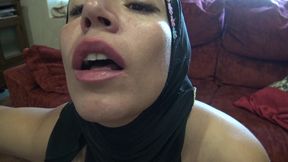 Turkish Girl From Istanbul Put Fingers Inside Her Asshole - Turk Porn Anal