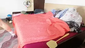 Amateur MILF doing yoga naked, hairy pussy, big ass and big tits. Amateur massage with vibrator, naked brunette.