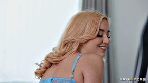 To The Edge With Lexi Lore