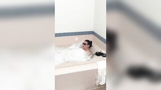 Bathtub Fun! Perfect Orgasm!