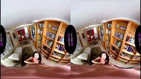 VirtualRealTrans com Behind his back