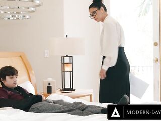 MODERN-DAY SINS - Caring mother I'd like to fuck Teacher Dana Vespoli Gives A Helping Hand To Injured Student