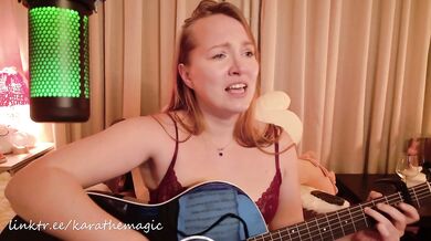 Just singing WagonWheel raw amateur session
