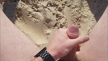 Beach Jerk Off 3