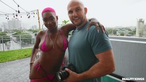 Ebony pink-haired vixen Mahogany Ross goes wild with white guy