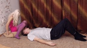 Imperious nymph tests slave`s stamina and obedience, vd038h 720p