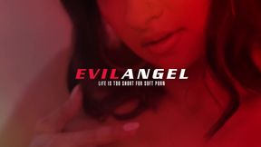 EVILANGEL Gorgeous College Girls KENDRA COLE & RYDER REY Dicked Down POV