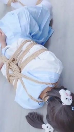 The Scenery Inside the Window Is so Wonderful