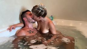 Hot Water Gets Deep in My Pussy After I Fuck Him Good