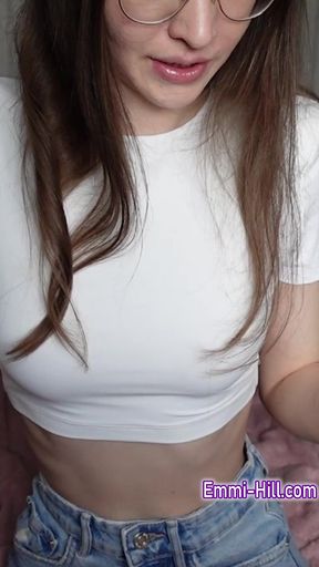 Skinny teen Cowgirl presenting her petite body!