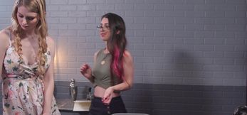 Serena Blair & Bunny Colby Go Deep in Pussy Licking
