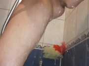 Мамочка трахнула себя огромным дилдо