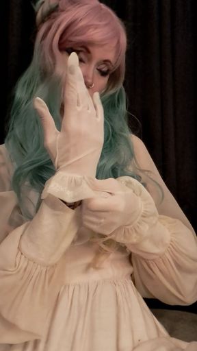 Vintage Glove Try On with Petite Pastel Goth