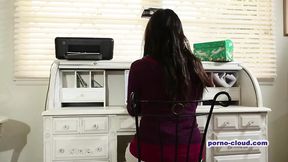 The girlfriend with the hairy pussy