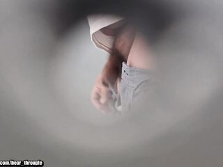 Cruising with a bear in public toilets (Teaser)