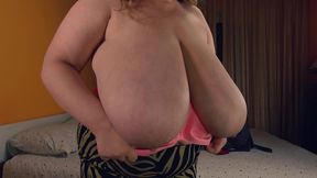 anna katz trying on bras