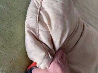 Sex with a jo-bag and lube but solo????????