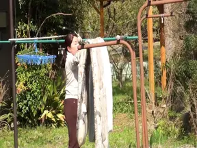 Lonely housewife finds pleasure in outdoor sex session