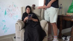 Egyptian Cuckold Husband Chooses Big Dicks for Anal Sex