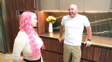 My Pornstar Stepdaughter Skylar Vox Blows My Mind in Taboo Roleplay