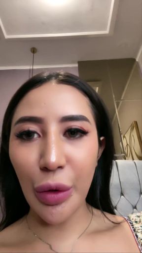 A Beautiful Girl Who Has A Crush On Her Boyfriend And Has A Crush On Her Boyfriend