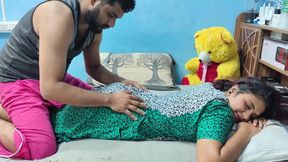 Mallu Hot Wife Ass and Back Massage by Mallu Husband Hot Romance