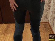 MY STEP SISTER PEES AND WETTING HER JEANS! COMPLETELY SOAKED!