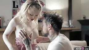 Collegeguy - Young Blonde Wants To Lose Her Virginity To
