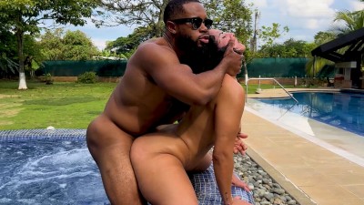 Interracial sex with my boss and his BBC in the jacuzzi of the Resort, he gives me his cum in my mouth!