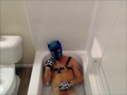 Puphunter enjoys his bath times!