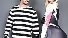 ”TEEN CURVES Superhero - Daisy Stone”