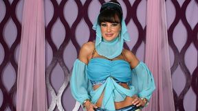 MILF brunette with big boobs Lisa Ann screwed in the cowgirl pose