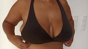 Sport BH und meine H&auml_ngetitten