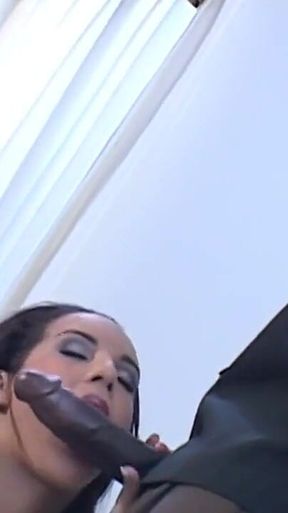 Victoria Allure Portland PAWG Takes All of Lex