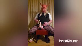 Sissy leckt ihren Sperma