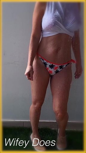 Wifey perfect tits wet and braless