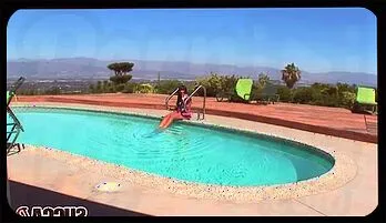 Ebony Beauty Momoko Mitchell Gets Her Pussy Deeply Stretched