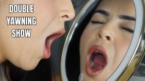 Double yawning show - OnlyVanessa