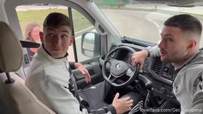 Trío con la ciclista