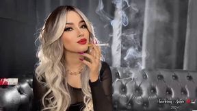 Blonde Doll Marlboro Red 100s - Angie