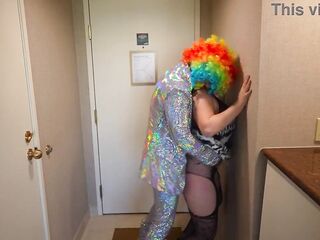 White Thot Likes Ebony Dong & Bettter Than Ebony Dick This babe Likes Gibby The Clown