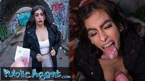Public Colombian cutie goes wild, gagging on cock&#x1F32D; in a crowded marketplace