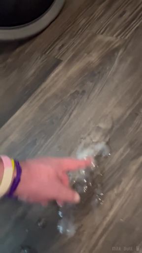 Must-share moment from &quot;Hung Muscle Hunk Cums Multiple Times Hands Free&quot;