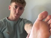Hot Australian jock plays with himself while teasing with his feet